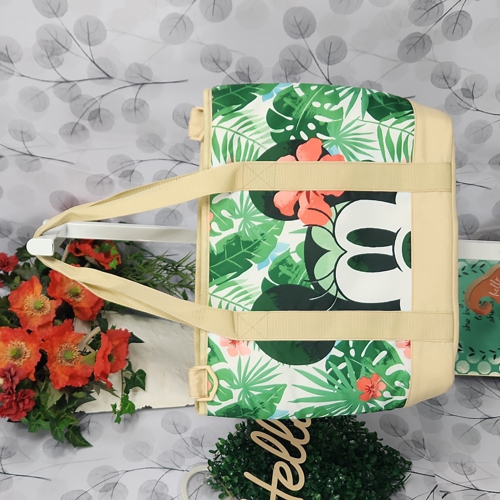 Disney Minnie and Mickey Cooler Tote - Picture 4 of 11